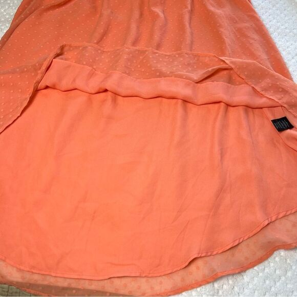 TORRID Babydoll Chiffon Clip Dot Eyelet Detail Tunic Top - Picture 9 of 11